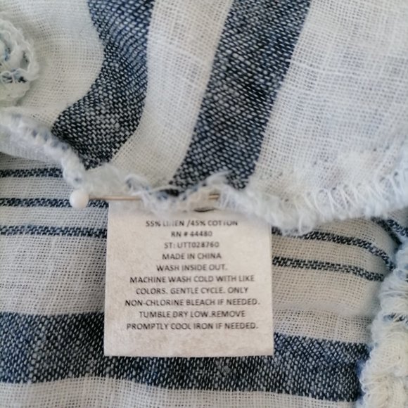 Fourteenth Place Women's Blue Striped Twist Front Shirt Size S/P - Picture 6 of 6